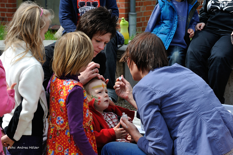 2012-04-21_17_andrea-hoelzer-t_800px